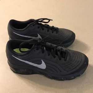 Women's Nike Trailwind 6 - Size 6.5